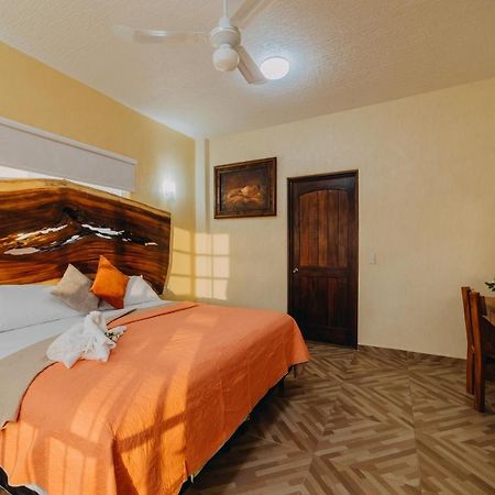 Primavera Suites Zihuatanejo Eksteriør bilde